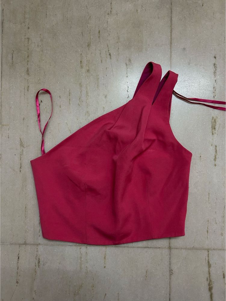 Hot Pink One-Shoulder Statement Crop Top – Bold, F