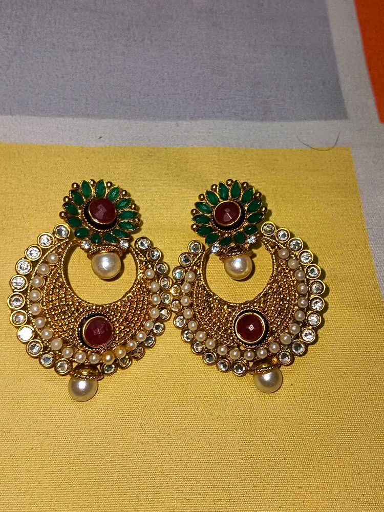 kundan Earrings set