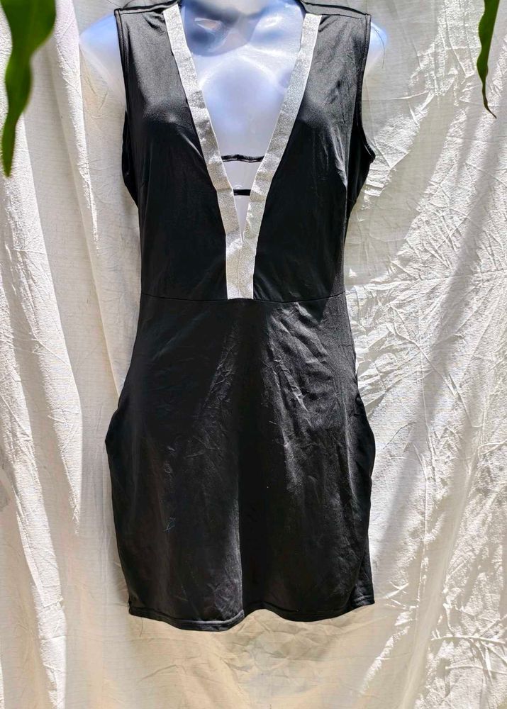 9315 SEXY CUTOUT BODYCON