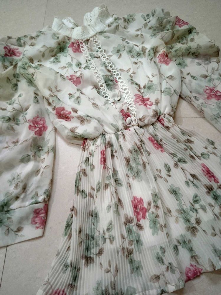Floral Blouse Top