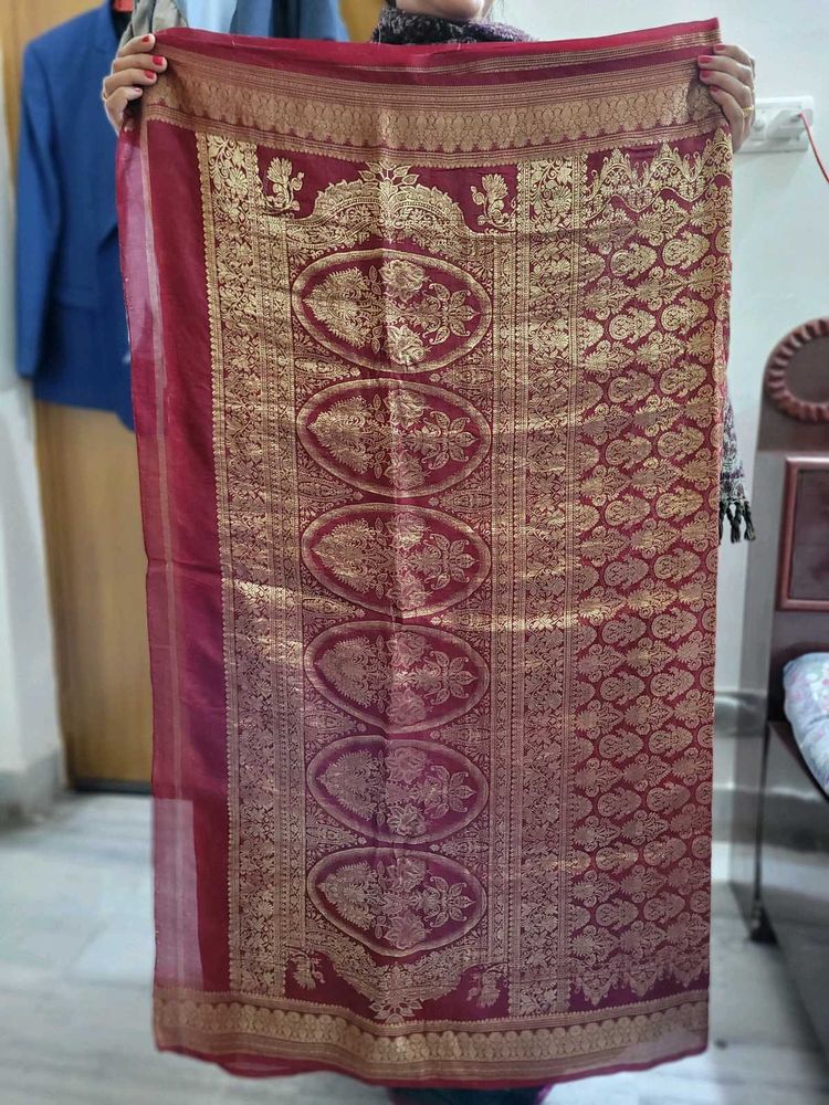 Elegant Maroon Banarasi Silk Sari