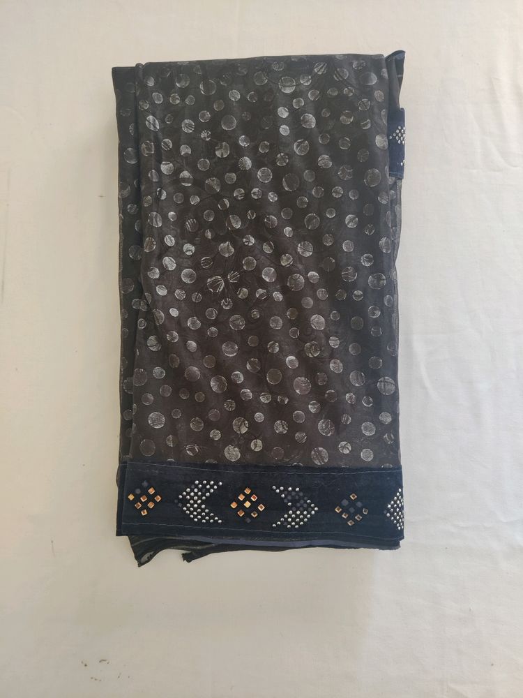 Elegant Dot Print Sari with Embellished Border