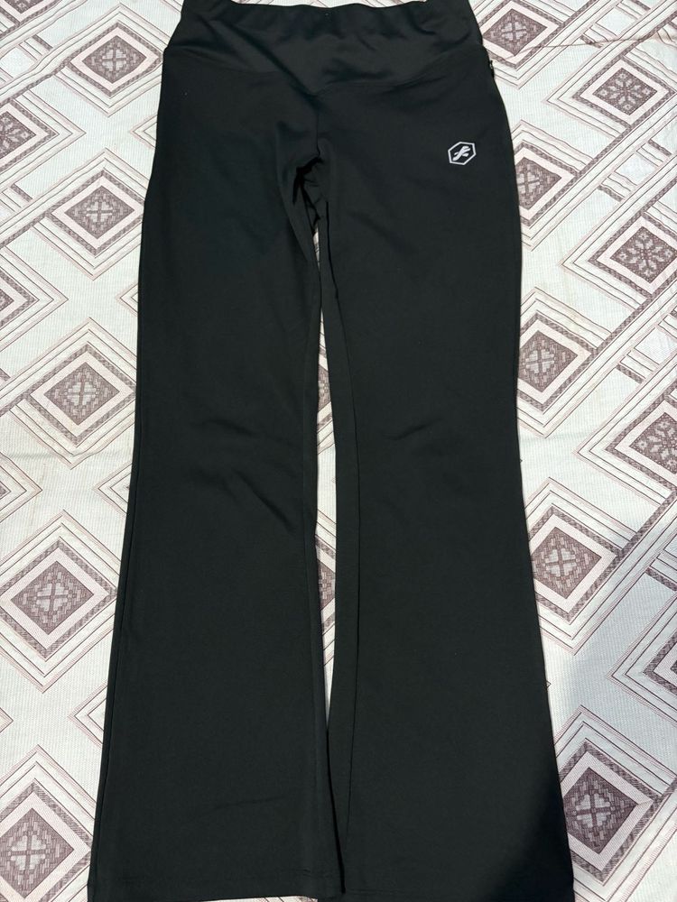 women Flare pant