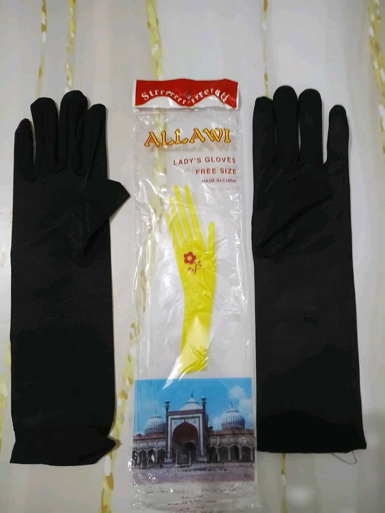 Elegant Black Stretch Gloves - Free Size