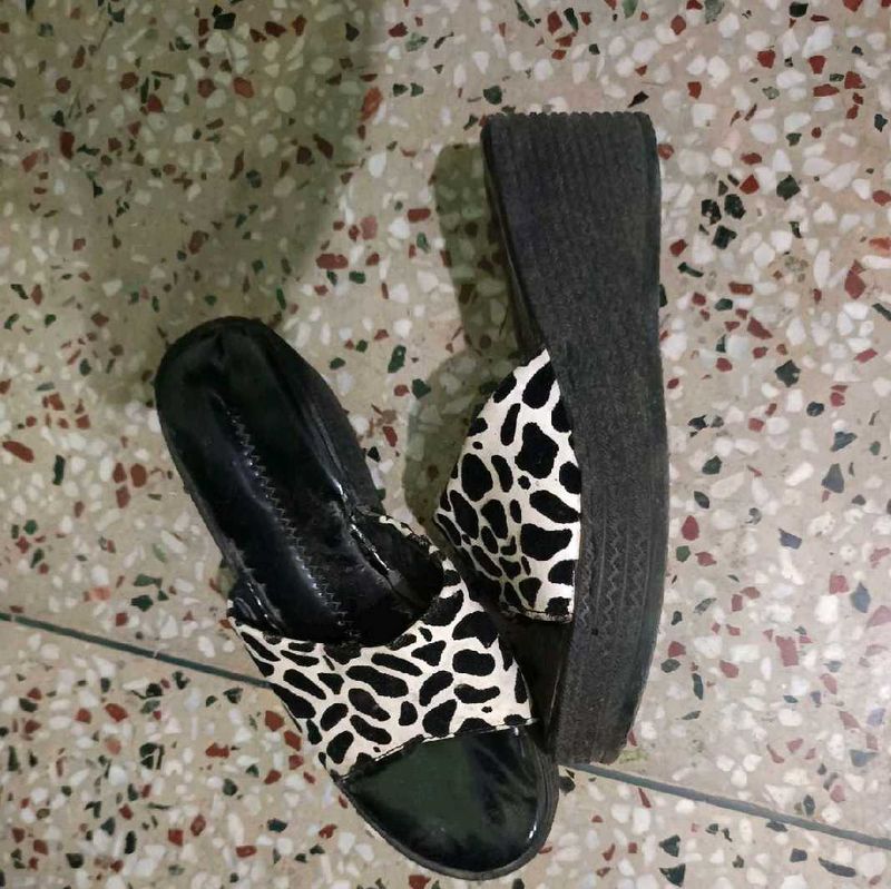 1 heel &amp;1 Flat
