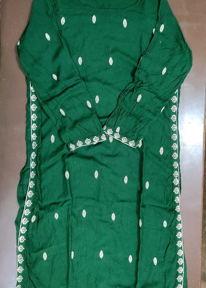 Green Embroidered Kurta