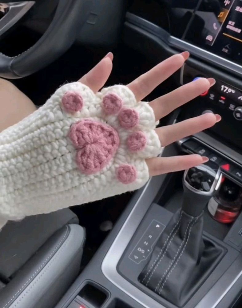 Kitten Claw Fingerless Gloves