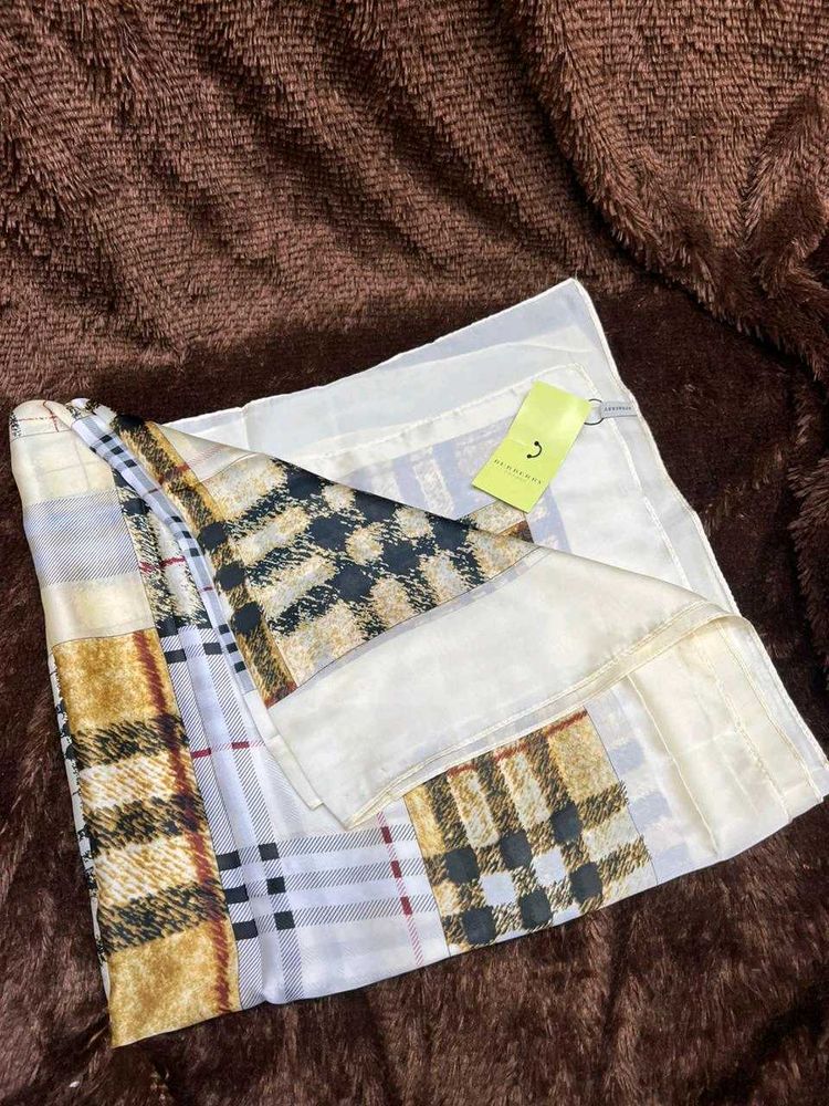 Burberry Scarfs