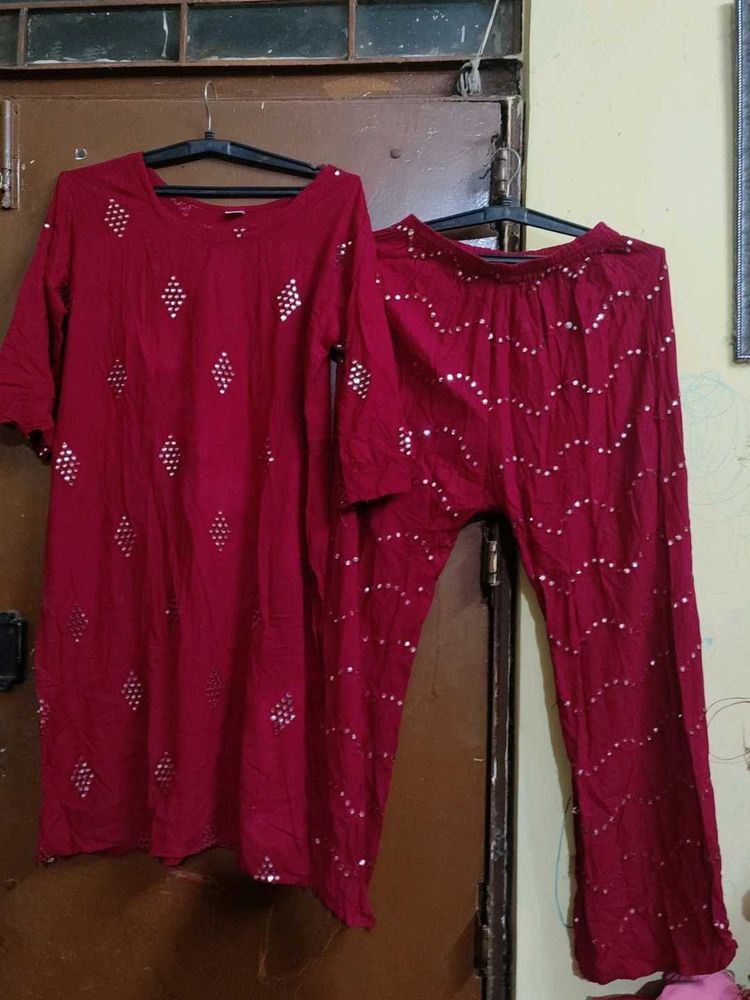 Maroon Embellished Kurti Set