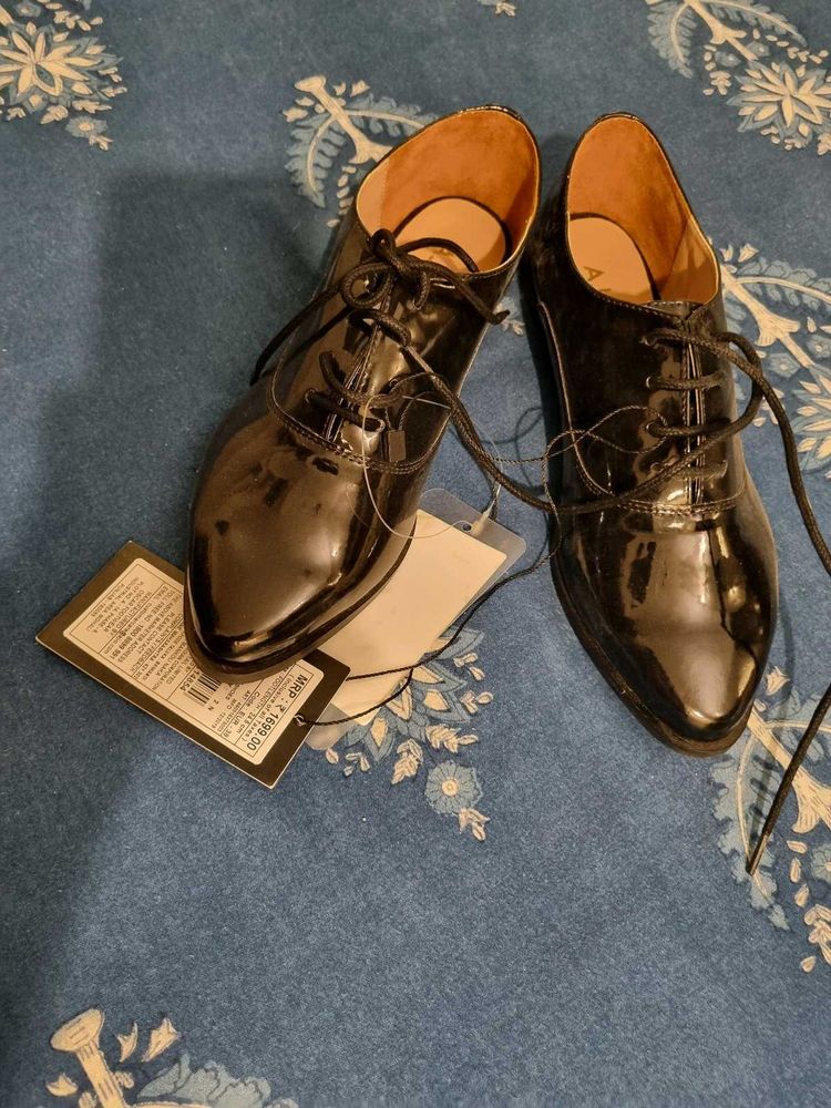 Patent Black Solid Shoes!
