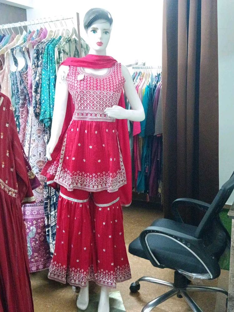 Last Price !!!Part Wear Kurti Set