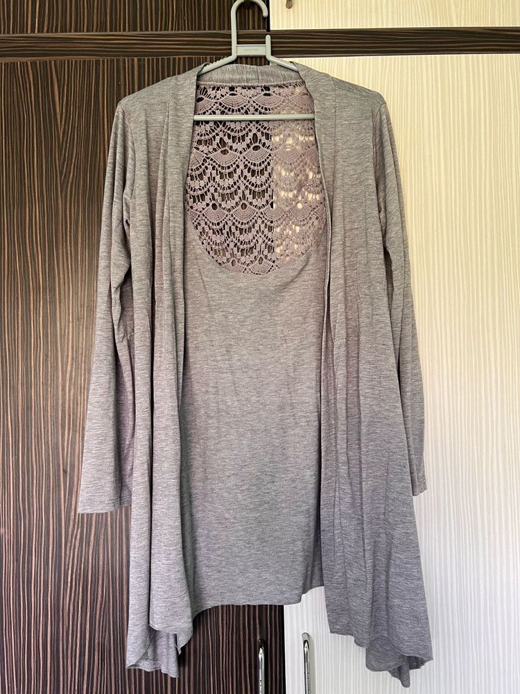 Straight Full Sleeve Grey Shrug