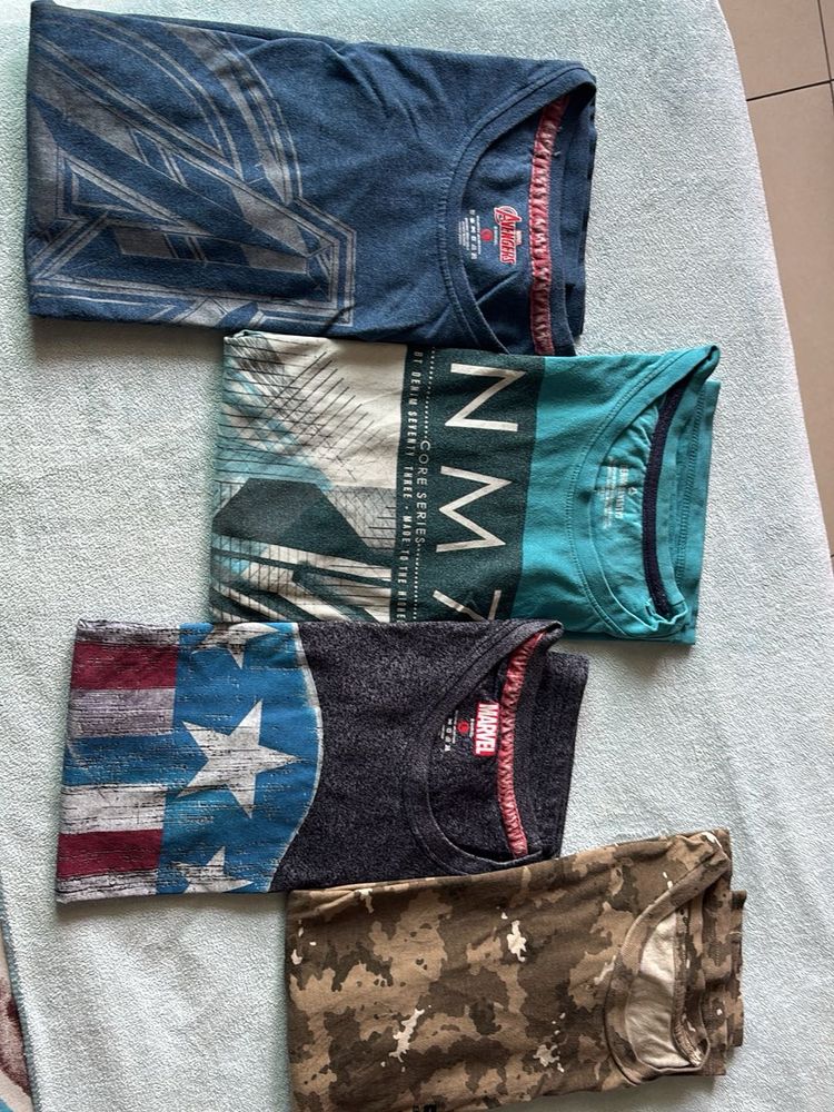 Men&#39;s Graphic T-Shirt Bundle