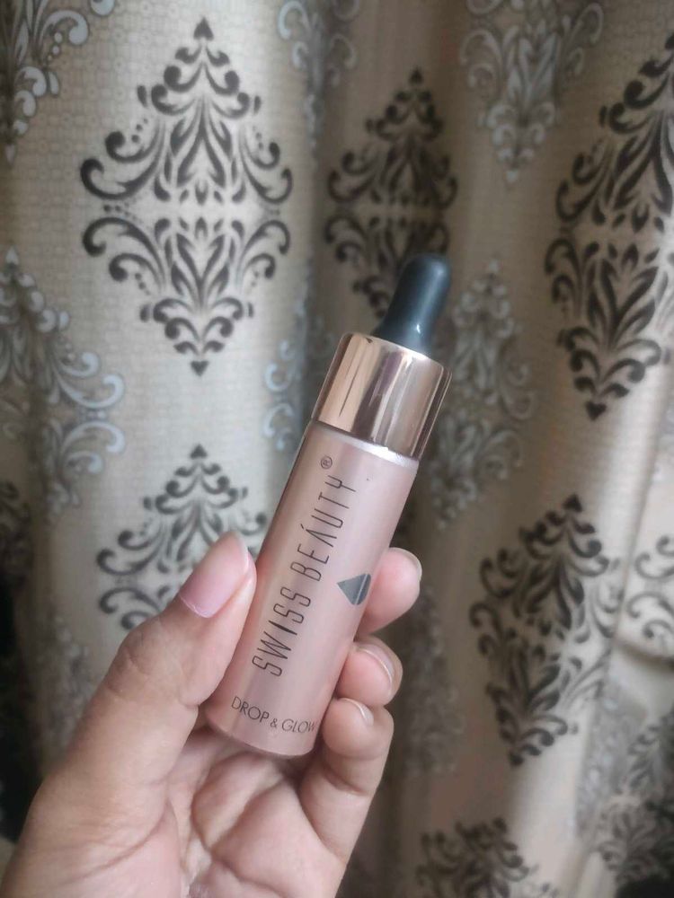 Swiss Beauty Highlighter With branded Nail Polish