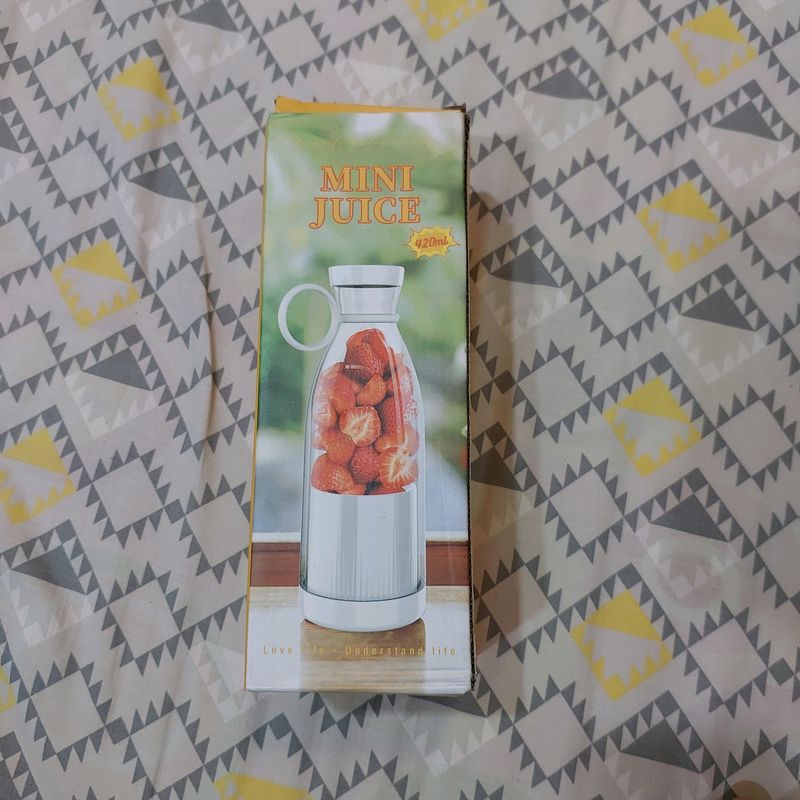 Mini Portable Juicer