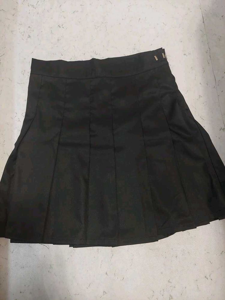 Black Pleated Skirt