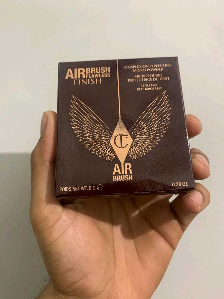 Charlotte tilbury Airbrush compact