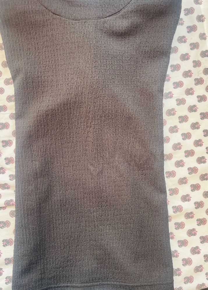Stylish black top