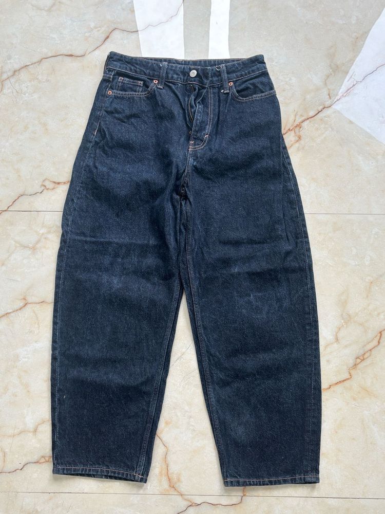 H&amp;M Barrel Jeans