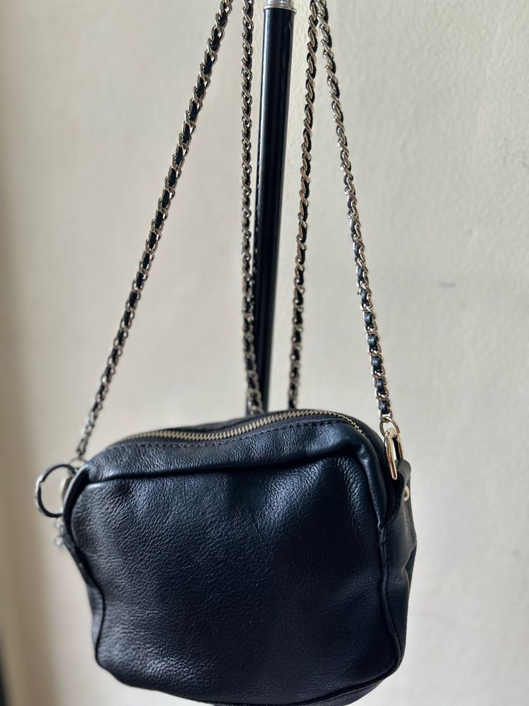 Black Chain Crossbody Bag