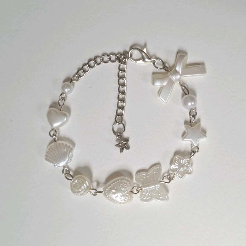 Cute Pearl &amp; Charm Bracelet