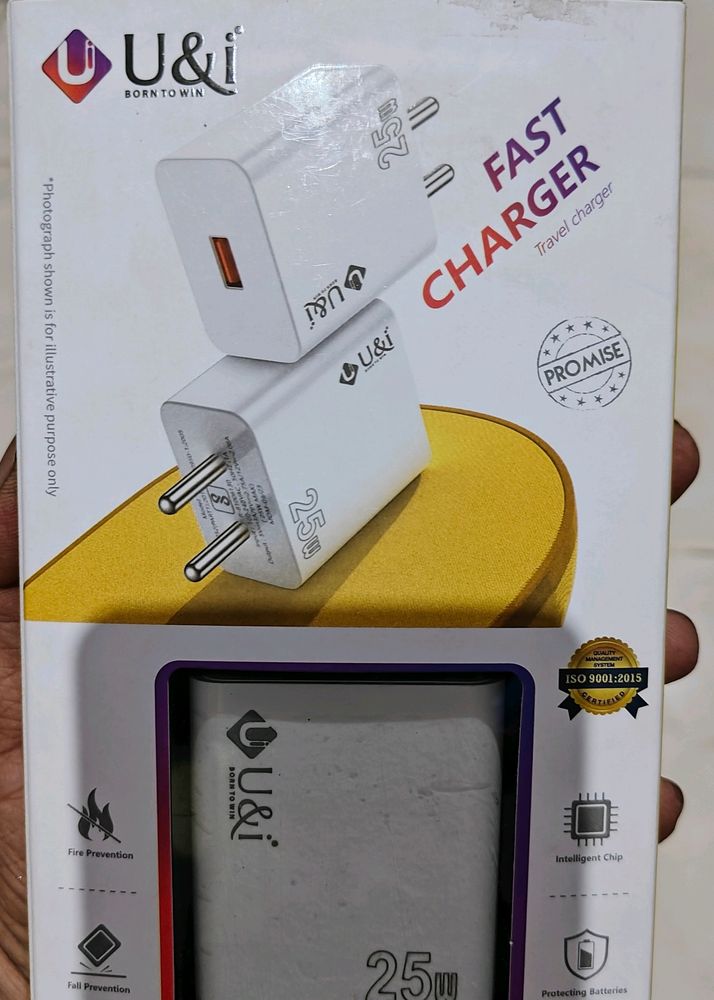 25W Fast Charger Multi Protocol  Ucb V8 Data Cable