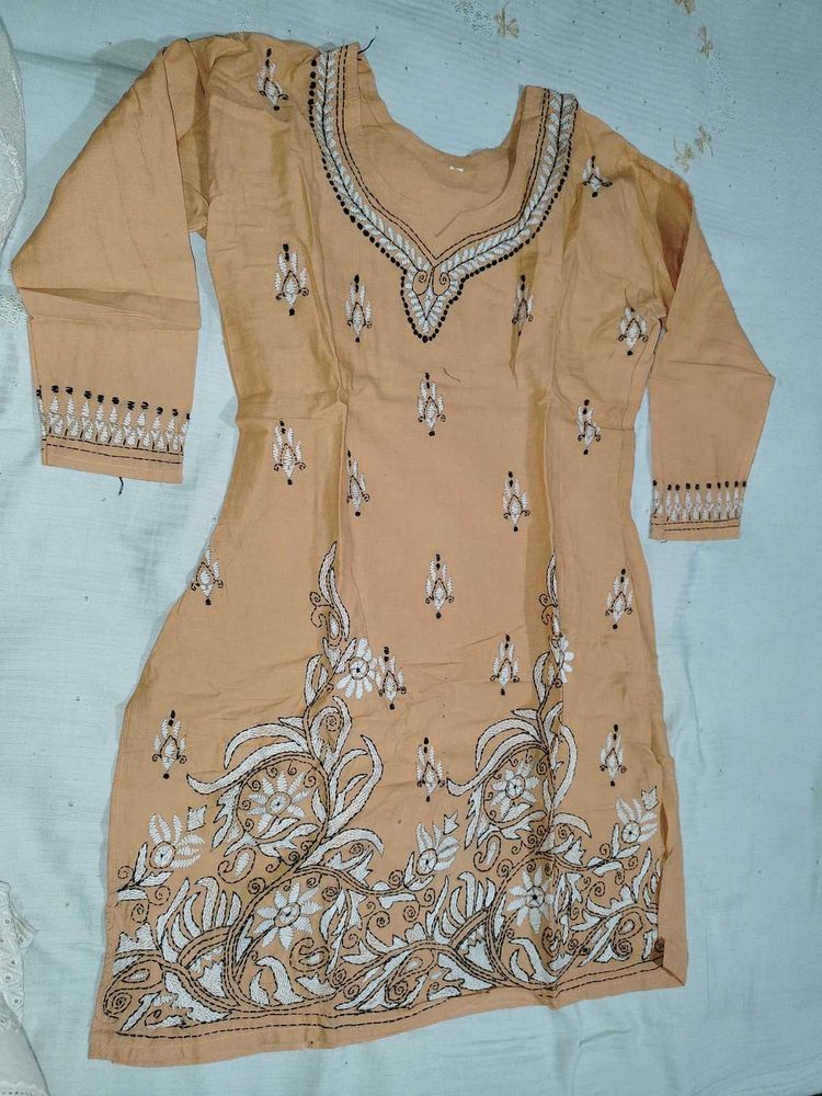 Elegant Embroidered Kurta