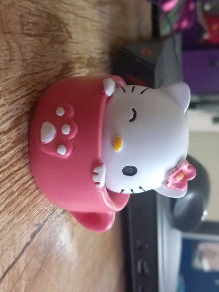 Hello Kitty Figurine