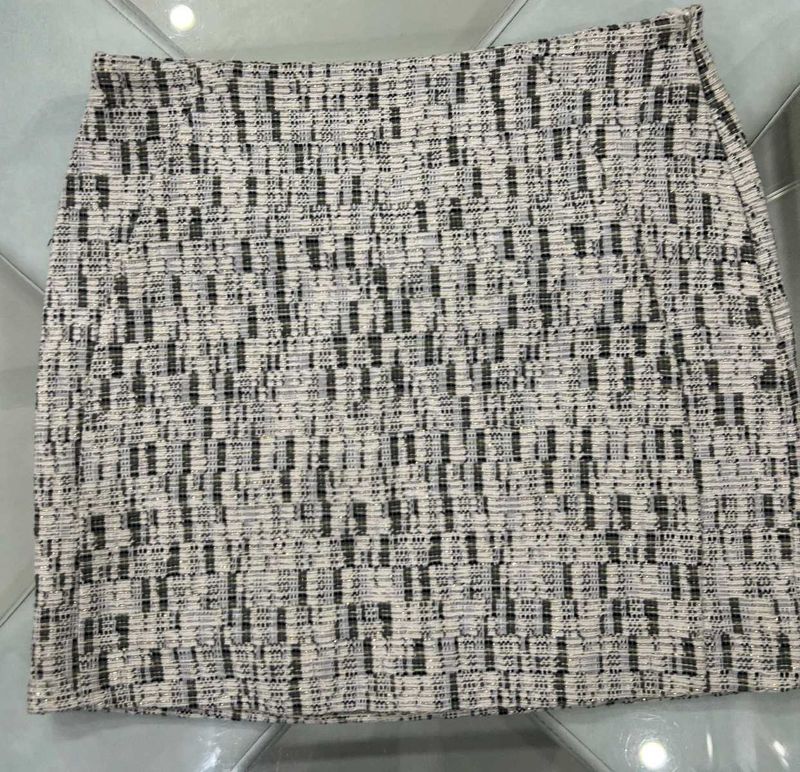 WOMEN&#39;s PARTY WEAR SKIRT