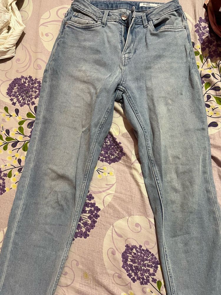 Light Wash Denim Jeans
