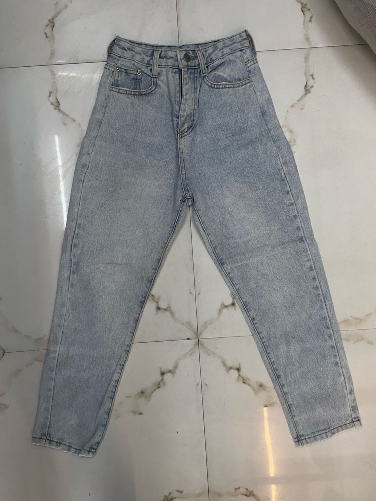 Light Wash Denim Jeans
