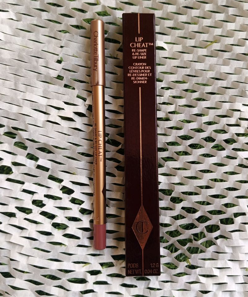Charlotte Tilbury The Lip Cheat
