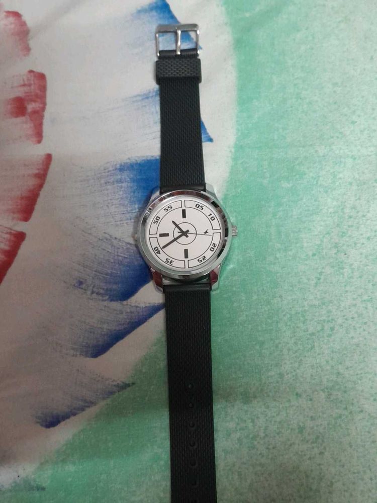 Stylish Black Wristwatch