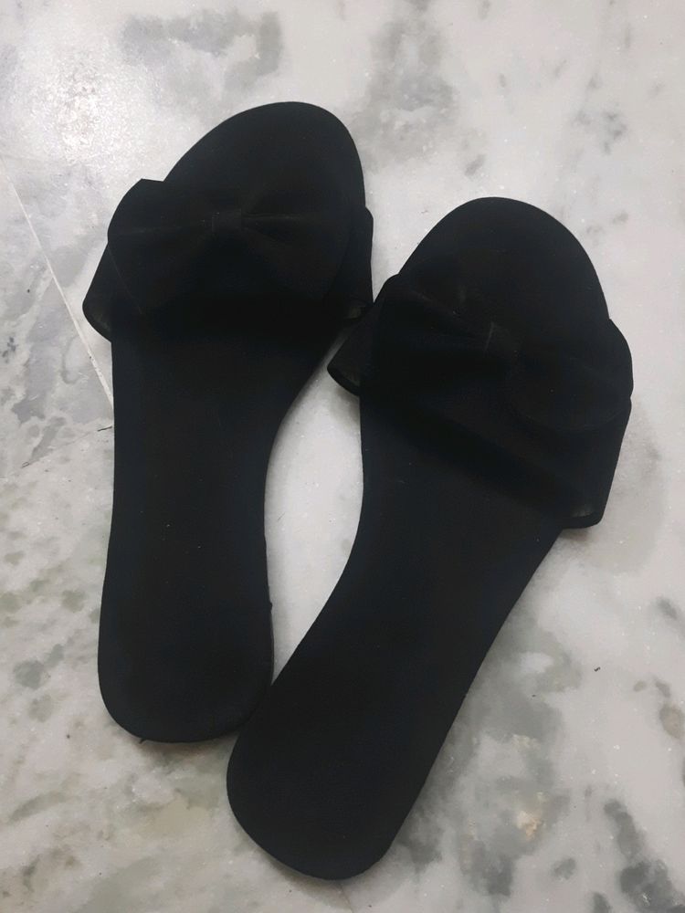 Flat Slippers