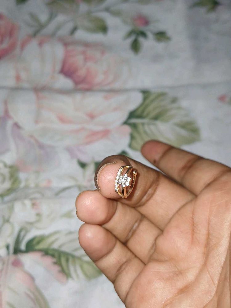 ROSE GOLD ANTI TARNISH NOSE RING- NON PIECERD