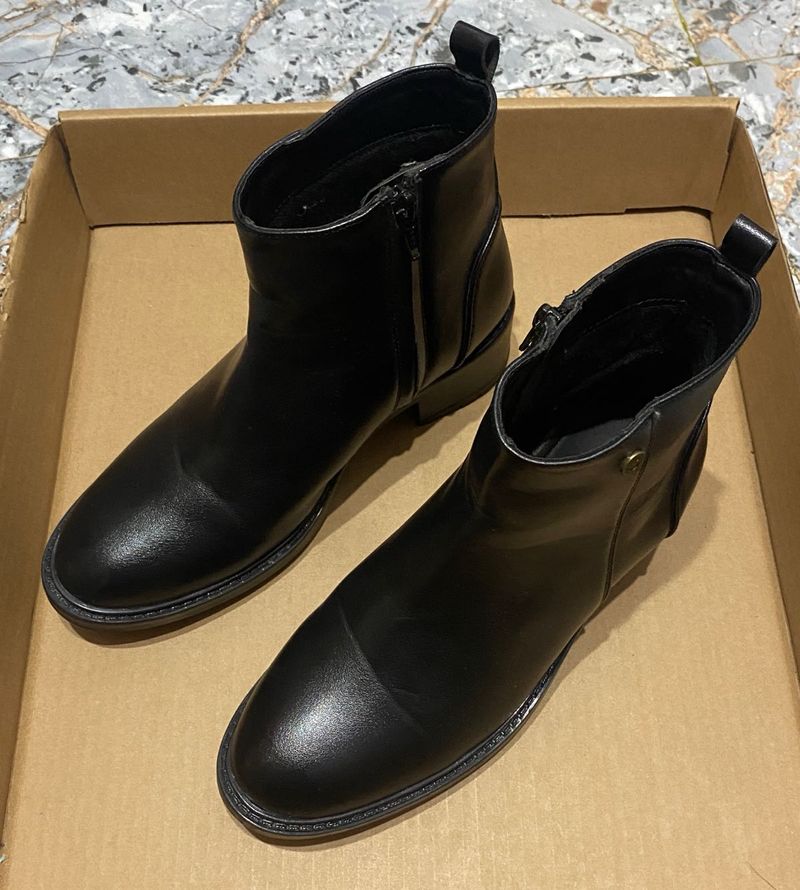 Chelsea Boot