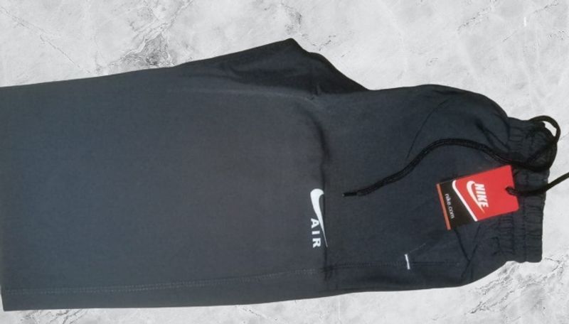 Nike Air Lower M, Size