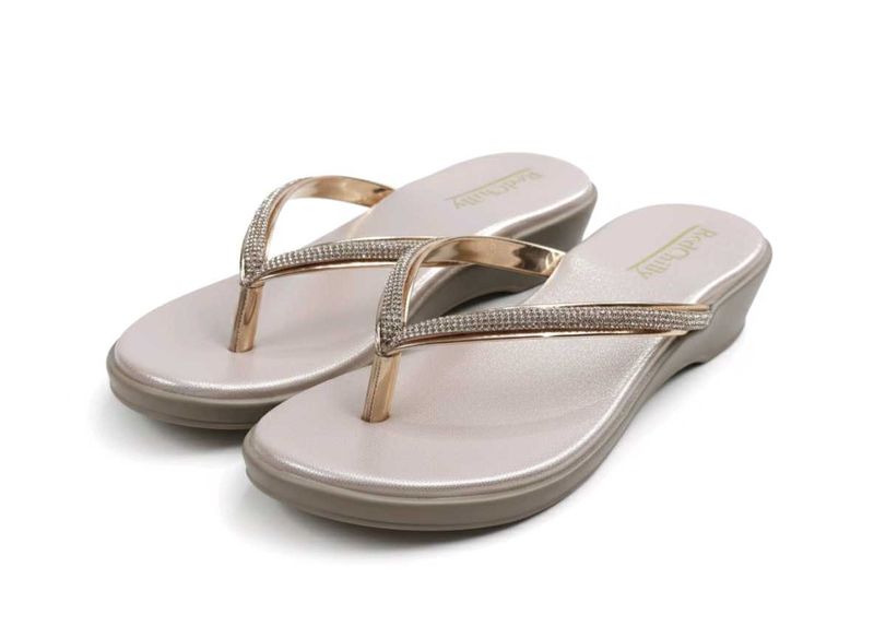 Elegant Golden Flats