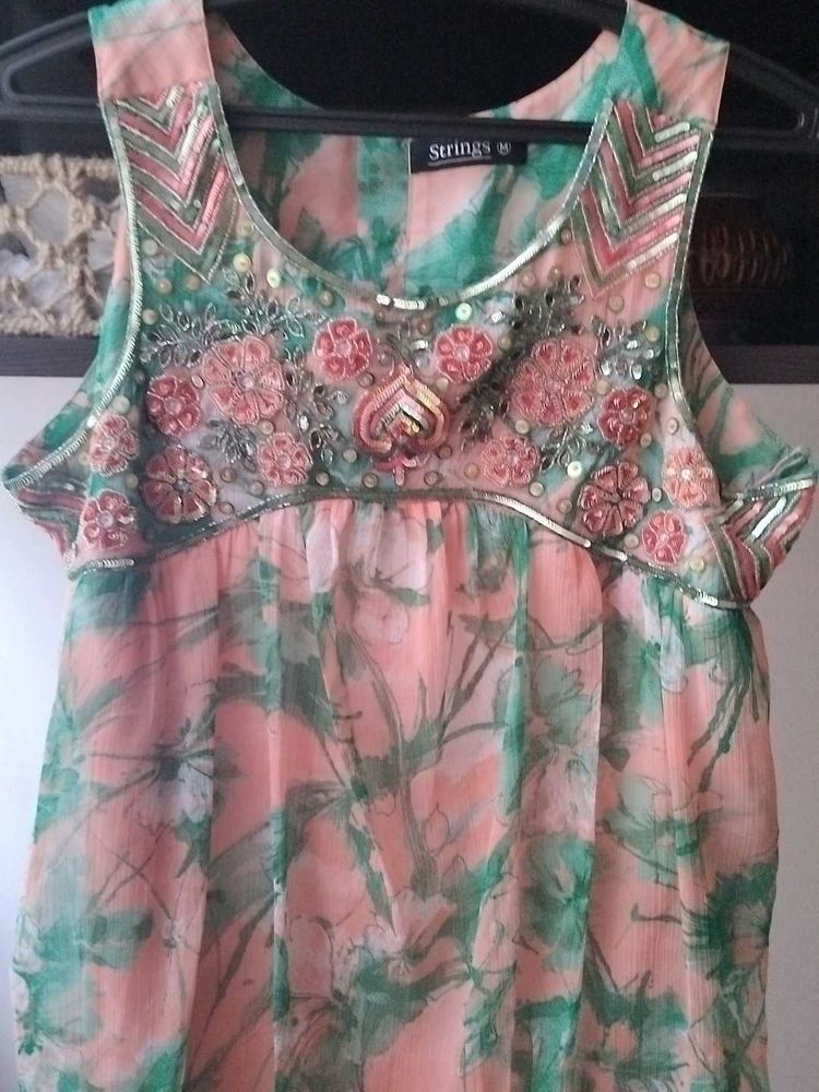 M Size Sleeveless Top