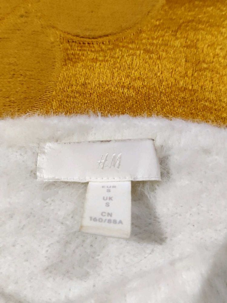 H&amp;M Sweater!