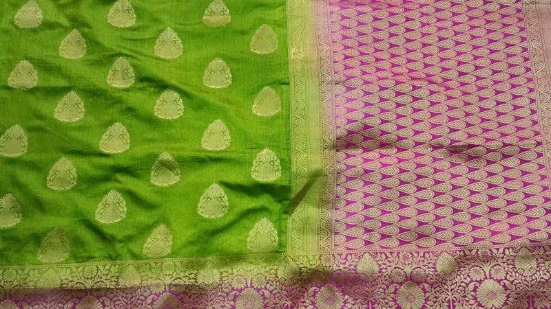Lovely Parrot Green And Pink Colour Saree
