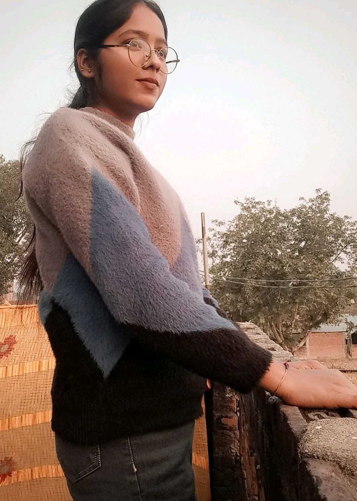 Stylish Colorblock Knit Sweater