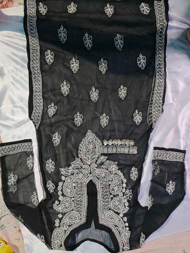 Black Embroidered Tunic Top