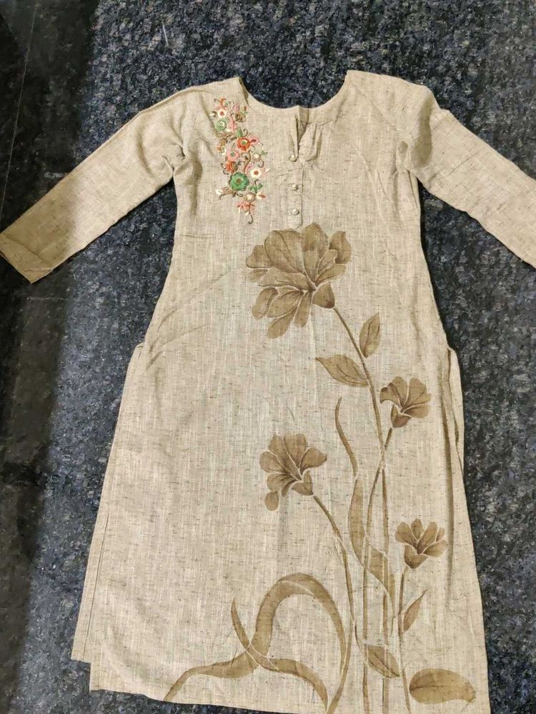 Embroidery Kurthi