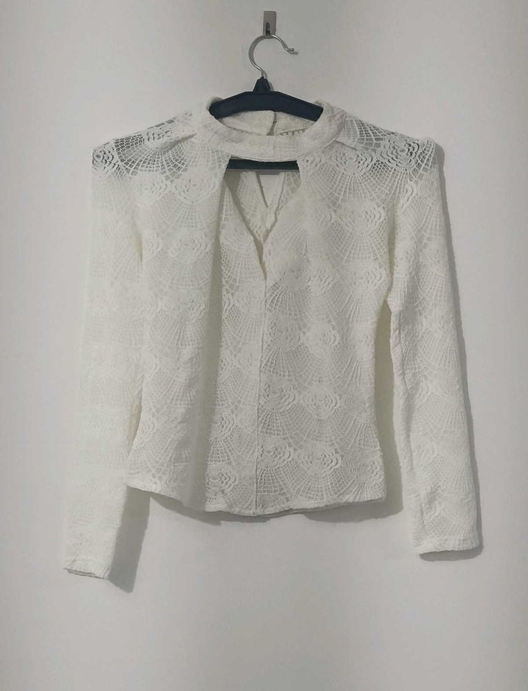 Ivory lace Elegance blouse