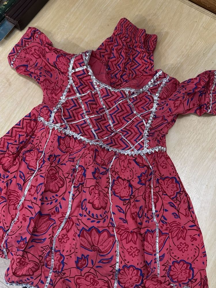 Girls' Pink Floral Kurti Set