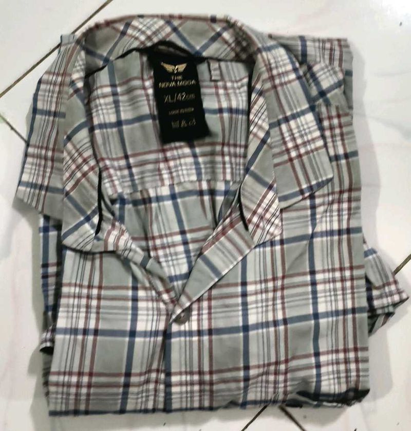 Nova Moda XL Plaid Short Sleeve Shirt