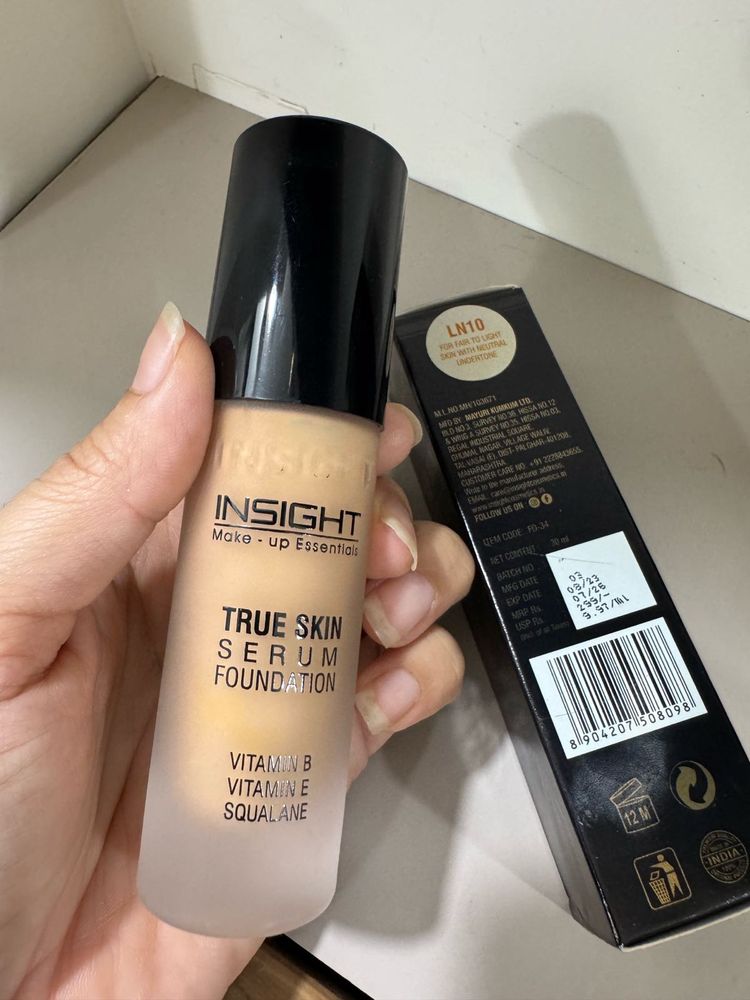 NEW! Insight True Skin Serum Foundation - LN10
