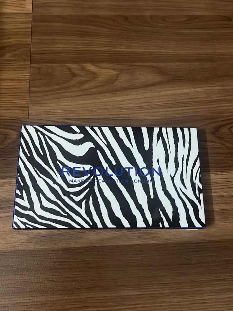 🆕Makeup Revolution Wild Animal Integrity Palette