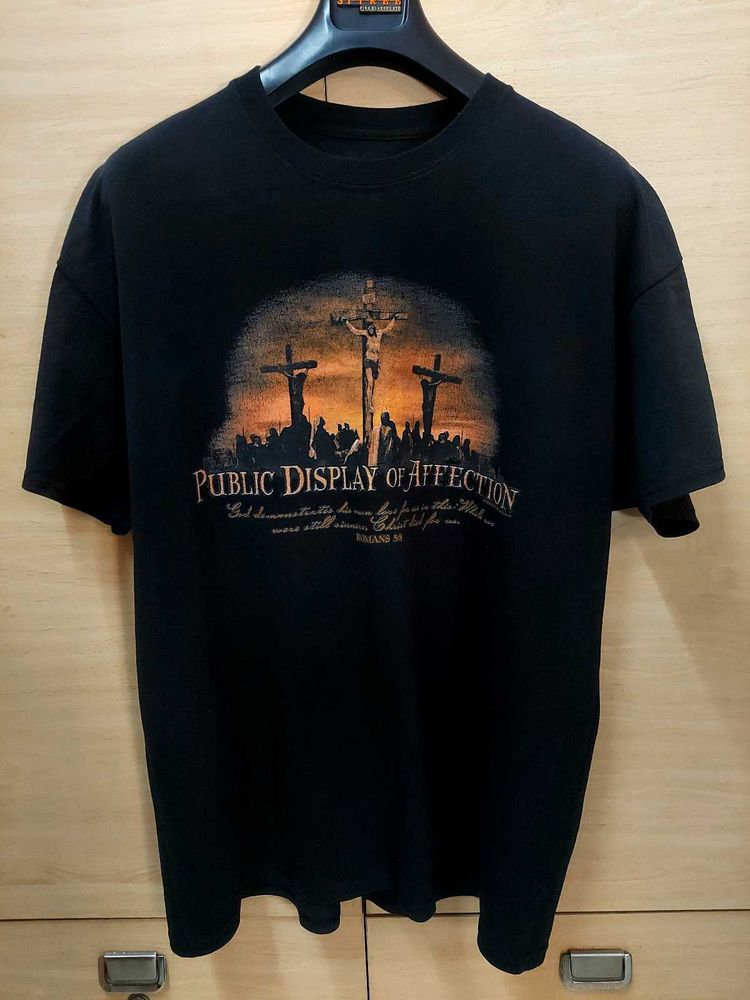 Public Display of Affection Graphic Tee